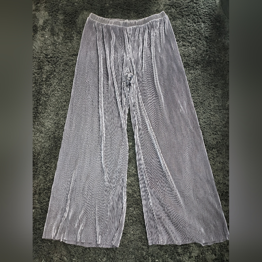 Ro & De Palazzo Pants -Size Large